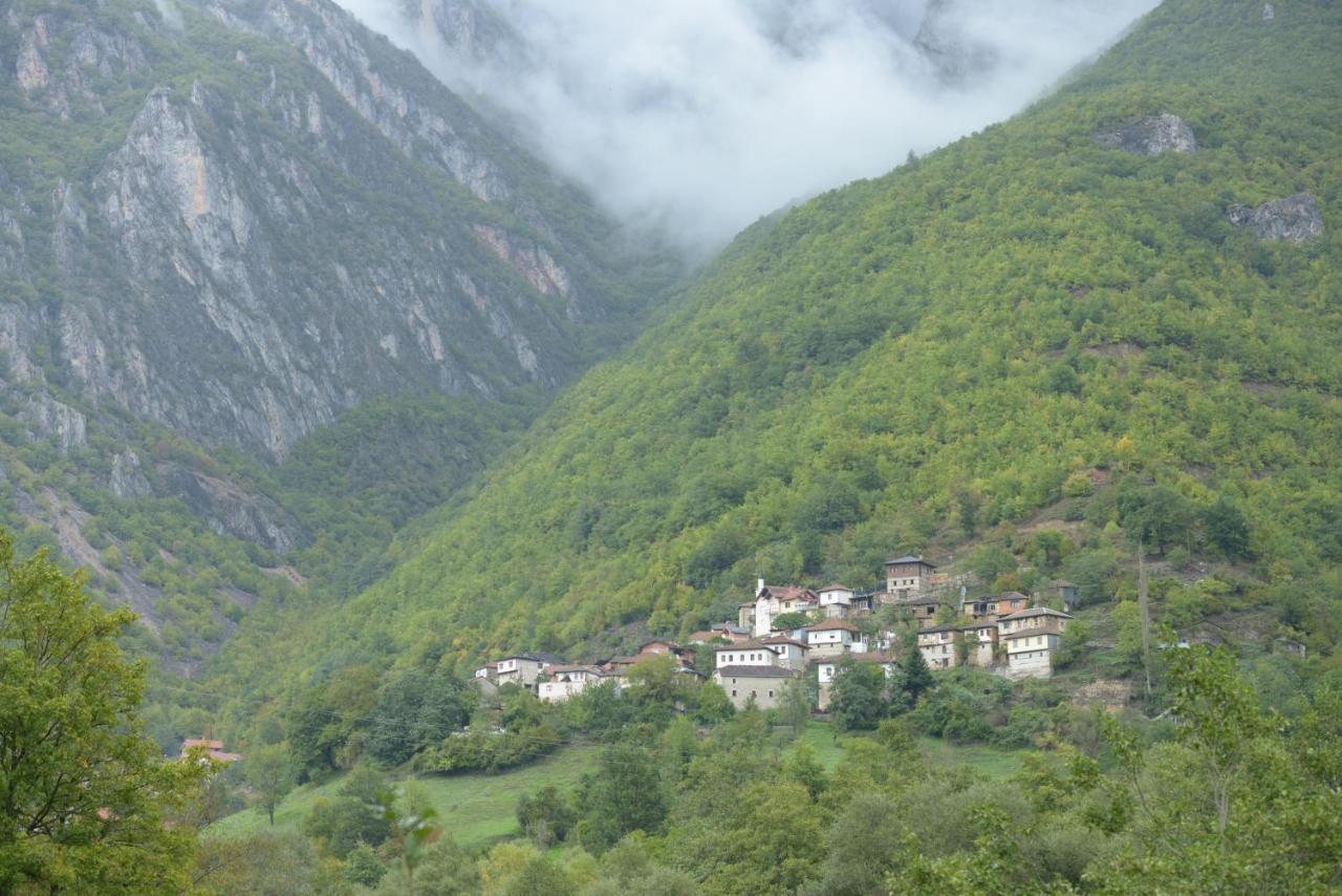 Hotel Tutto Galicnik Buitenkant foto