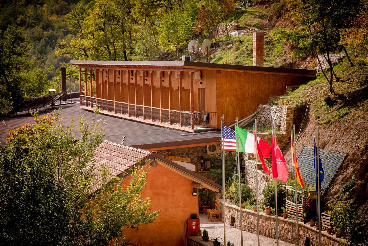 Hotel Tutto Galicnik Buitenkant foto