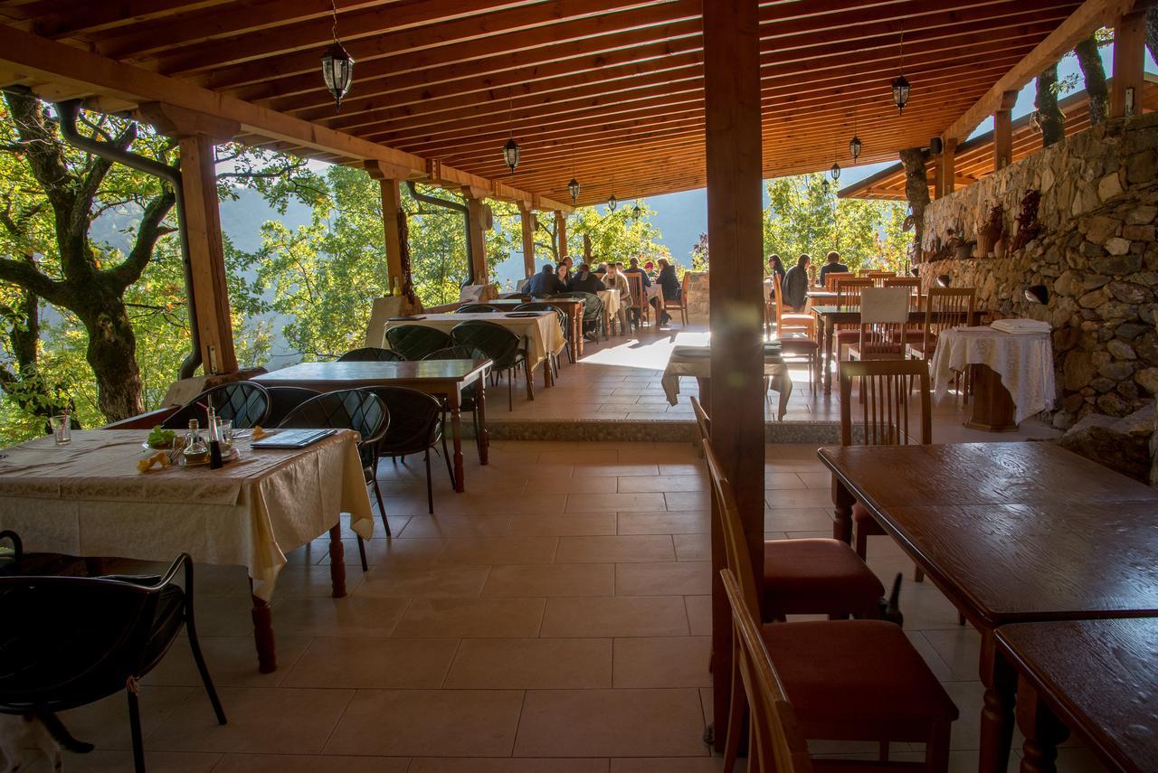 Hotel Tutto Galicnik Buitenkant foto