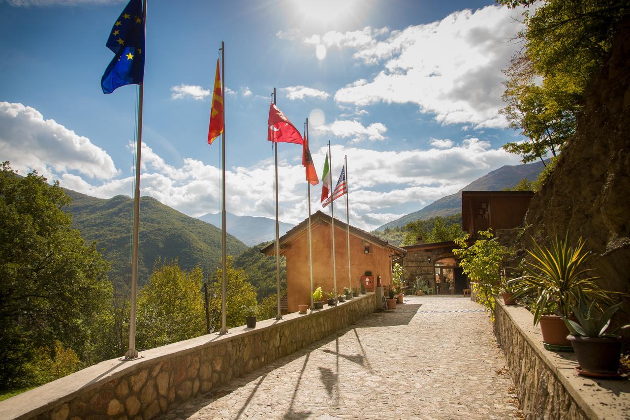 Hotel Tutto Galicnik Buitenkant foto