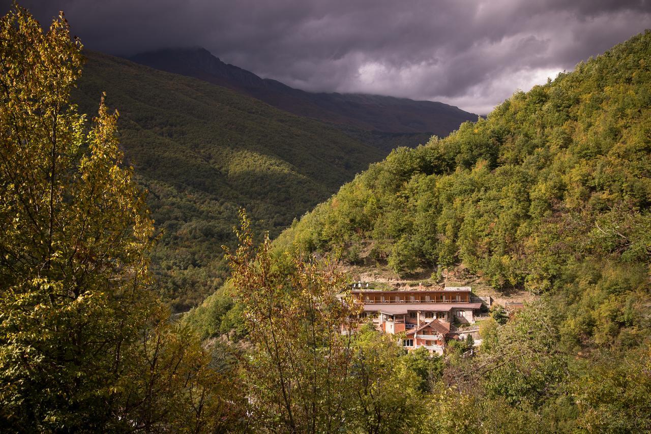 Hotel Tutto Galicnik Buitenkant foto