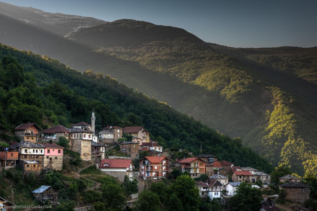 Hotel Tutto Galicnik Buitenkant foto